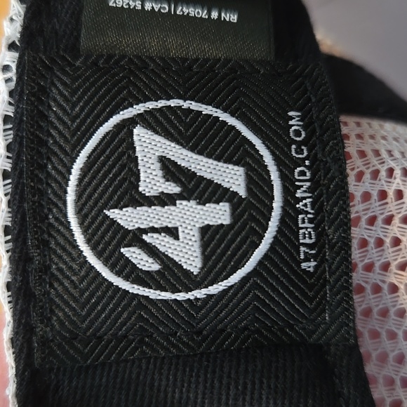 NWT Milwaukee Brewers Snapback Trucker Hat Cap - Picture 10 of 12